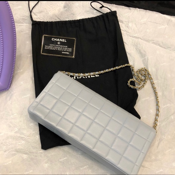 ISO Chanel Chocolate Bar East West Flap Bag - Picture 2 of 9